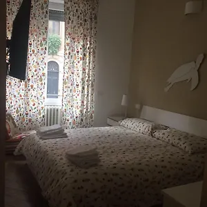 Via Fontana Bed and breakfast