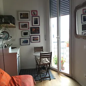 Up To Seven Bed and breakfast